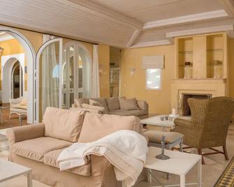 Resort Villas Andalucia - Benalup-Casas Viejas - Living room