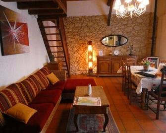 Holiday rental and cure Préchacq - Cassen - Sala de estar