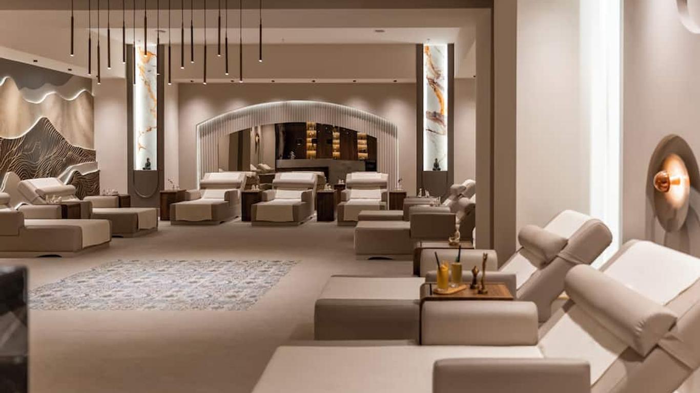 أوز هوتلز سايد بريميوم