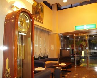 Urban Hotel Kajimachi - Kitakyushu - Lobby