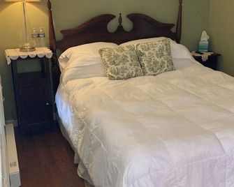 Cozy private 1 bedroom in downtown Jim Thorpe - جيم ثورب - غرفة نوم