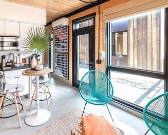 Quiet Micro Studio- Eco and Pet-friendly - Spokane - Bedroom