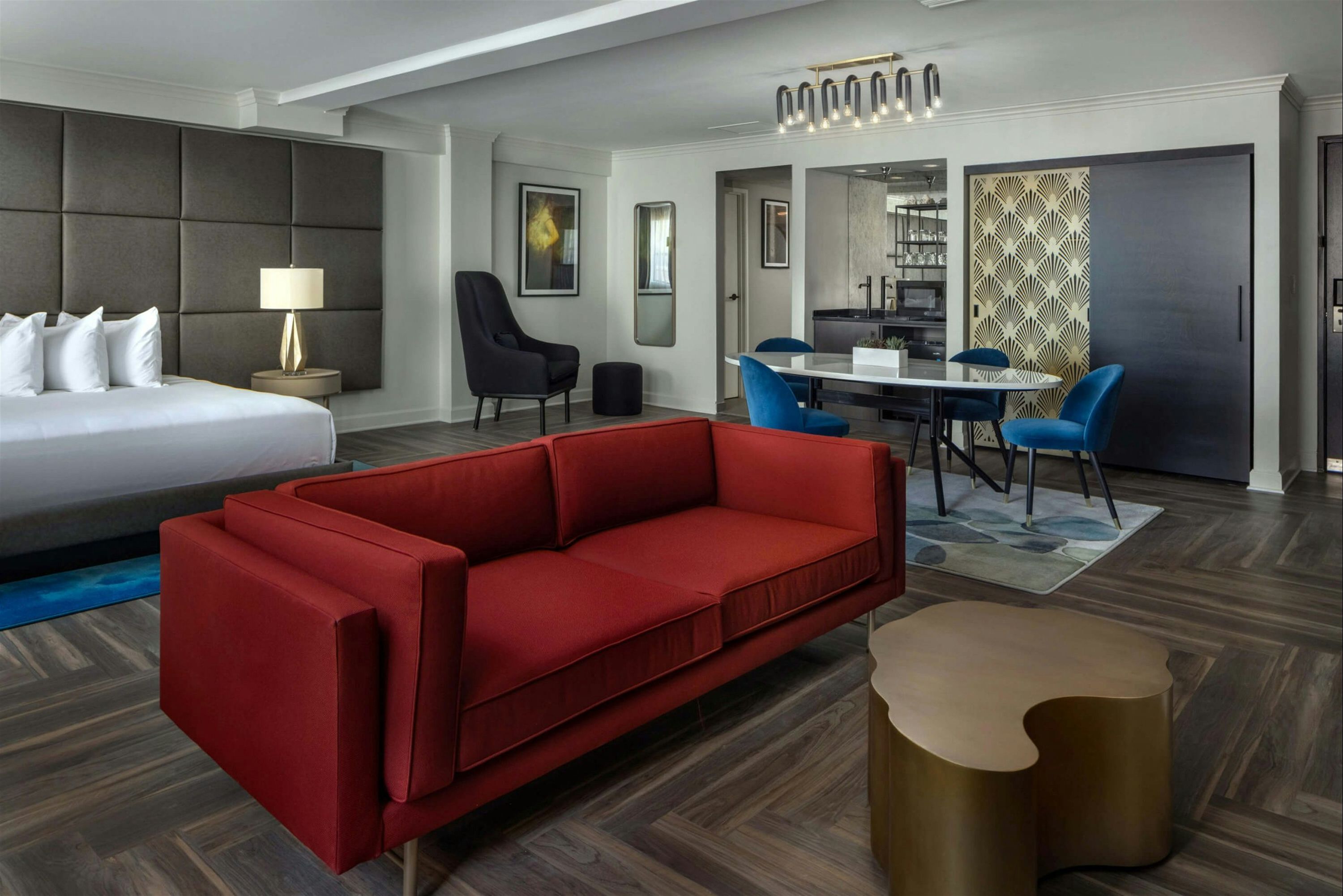 Hotel Deco - אומהה - חדר שינה