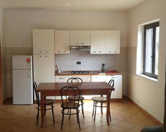 Independent house 50 meters from the sea - Corigliano Calabro - Cucina