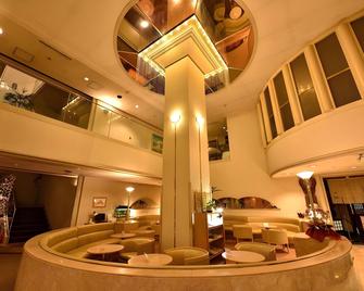 Fukui Palace Hotel - Fukui - Lobby