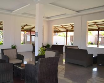 Grand Ngwe Saung Resort - Ngwesaung - Ресторан