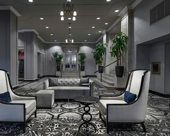 DoubleTree Suites by Hilton Hotel Detroit Downtown - Fort Shelby - Detroit - Lobby