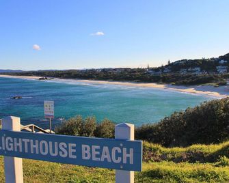 Kilala - executive home - Port Macquarie - Strand