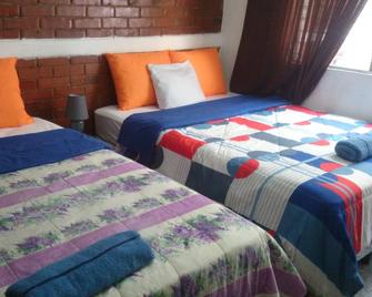 Hotel Histórico - Hostel - Guatemala-Stadt - Schlafzimmer
