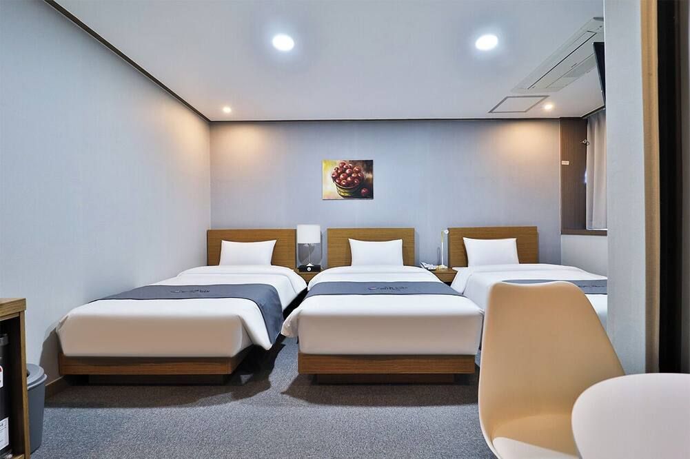 نوا هوتل - بوسان - غرفة نوم