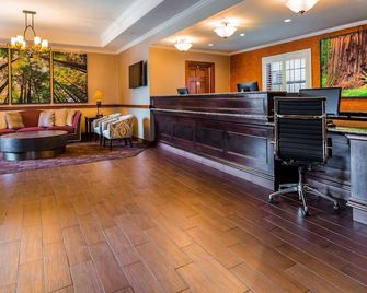Best Western Plus Humboldt House Inn - Garberville - Receptie