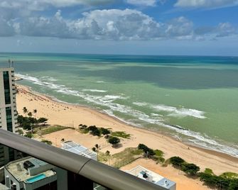 Hy Beach Flats - Recife - Playa