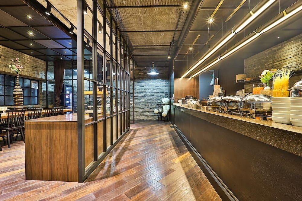 جي إس ب بوتيك هوتل دونجتان