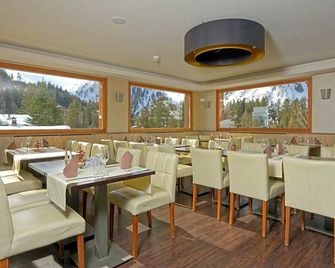 Hotel Edelweiss - 오시에르 - 레스토랑