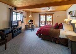 Sitzmark Sports Lodge - Red River - Bedroom