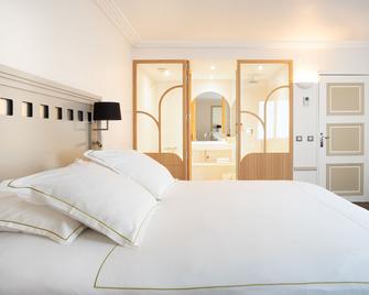 Grand Tonic Hotel & Spa Nuxe - Biarritz - Schlafzimmer