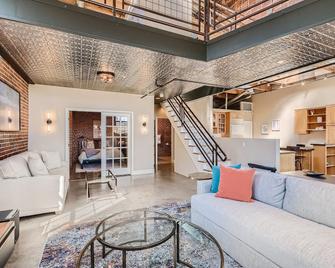 1515 Ogden Apt 7 - Denver - Sala