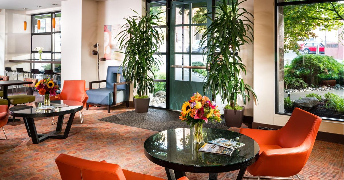 Staypineapple, University Inn, University District Seattle da 91