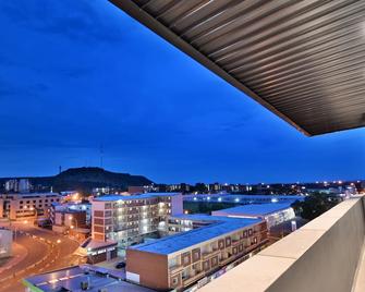 Premier Splendid Inn Bloemfontein - Bloemfontein - Balcón