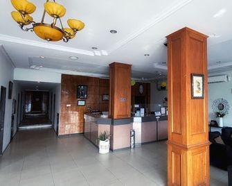 Hotel Grand Taufiq Tarakan - Tarakan - Lobby