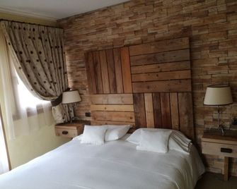 Hotel Bait de Angial - Лівіньо - Спальня
