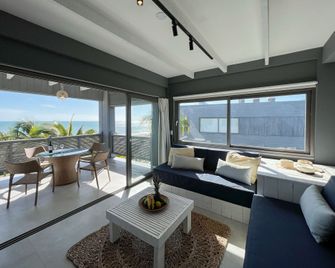 Club de Mar Condo Hotel - Icaraí - Sala de estar