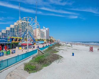 Daytona Beach Club Studios! - Daytona Beach - Playa