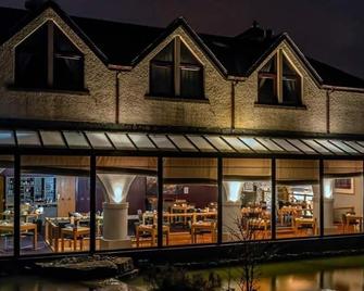 ويست مورلاند هوتل تيباي - بنريث - مبنى