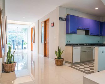 Legreen Suite Tebet - ג'קרטה - מטבח