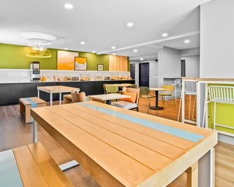 Spark by Hilton Modesto - Modesto - Restaurant