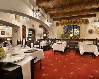 Hotel U 3 Pstrosu - Prague - Restaurant