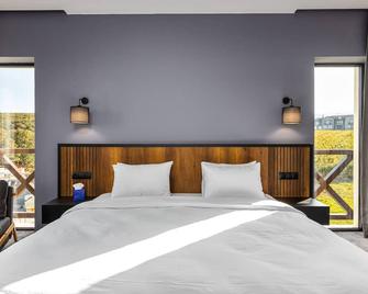 Hotel Qvevrebi - Telavi - Bedroom