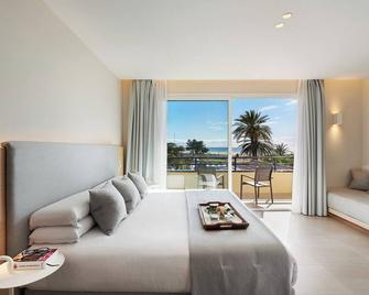 Hotel restaurant Ceferino - Vilanova i la Geltrú - Slaapkamer