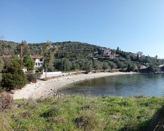 Kleopatra's House At Sea Nearby Lefokastro Village - Ama 00000244637 - Lefokastro - Playa