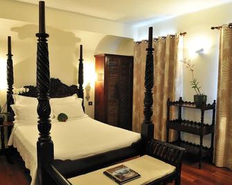 هوتل ليمبراتريتشي - فور دو فرانس