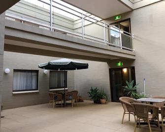 Quality Inn O'Connell - Adelaide - Patio