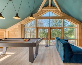 Villa Wood - Gîte de prestige en Ardennes - 10 personnes - Sauna, jacuzzi, piscine et billard - Tenneville