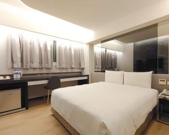 Hub Hotel Ximen Inn - Taipei City - Bedroom