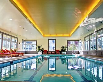 High Tide Green Grass by Seabrook Hospitality - Pacific Beach - Pool