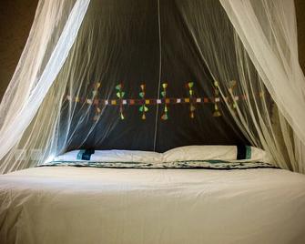 Khamlia Desert Bed & Breakfast - Merzouga - Bedroom