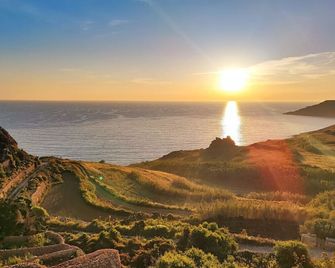 Secluded country Home: Beaches & Trails Nearby - Xagħra