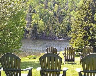 Auberge Maison Gagne - Tadoussac - Patio