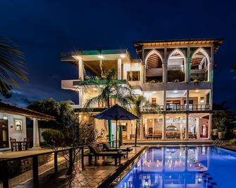 Fort Edge Retreat - Unawatuna