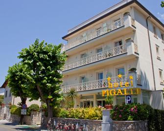 Hotel Pigalle - Forte dei Marmi - Building