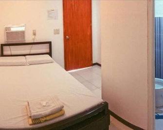 Wjv Inn Carcar - Lapu-Lapu City - Schlafzimmer