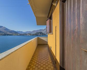 Angolo con Vista in Varenna - Varenna - Balcón