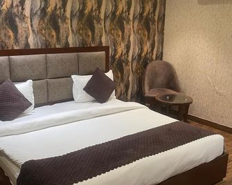 Hotel Royal Serena - Ambāla - Bedroom