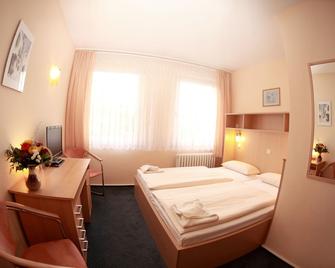 Hotel Bertramshof - Вісмар - Спальня