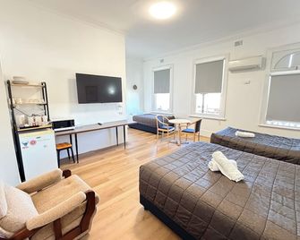 Alpine Heritage Motel - Goulburn - Stue