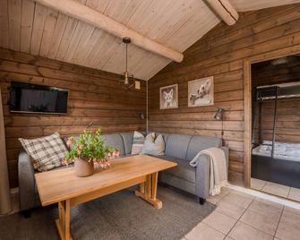 Lillehammer Turistsenter Camping - Lillehammer - Wohnzimmer
